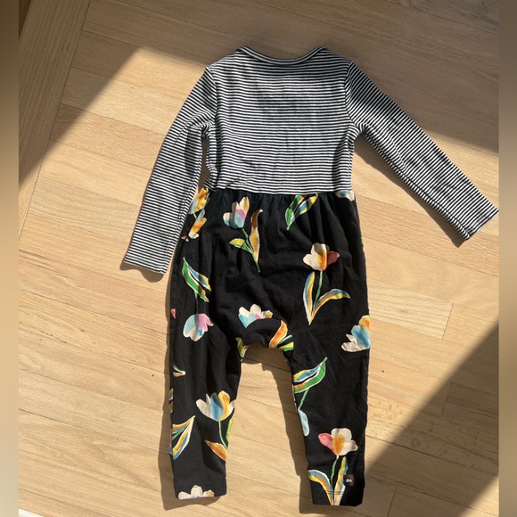 Tea Collection black & white with painted florals romper - Picture 4 of 4